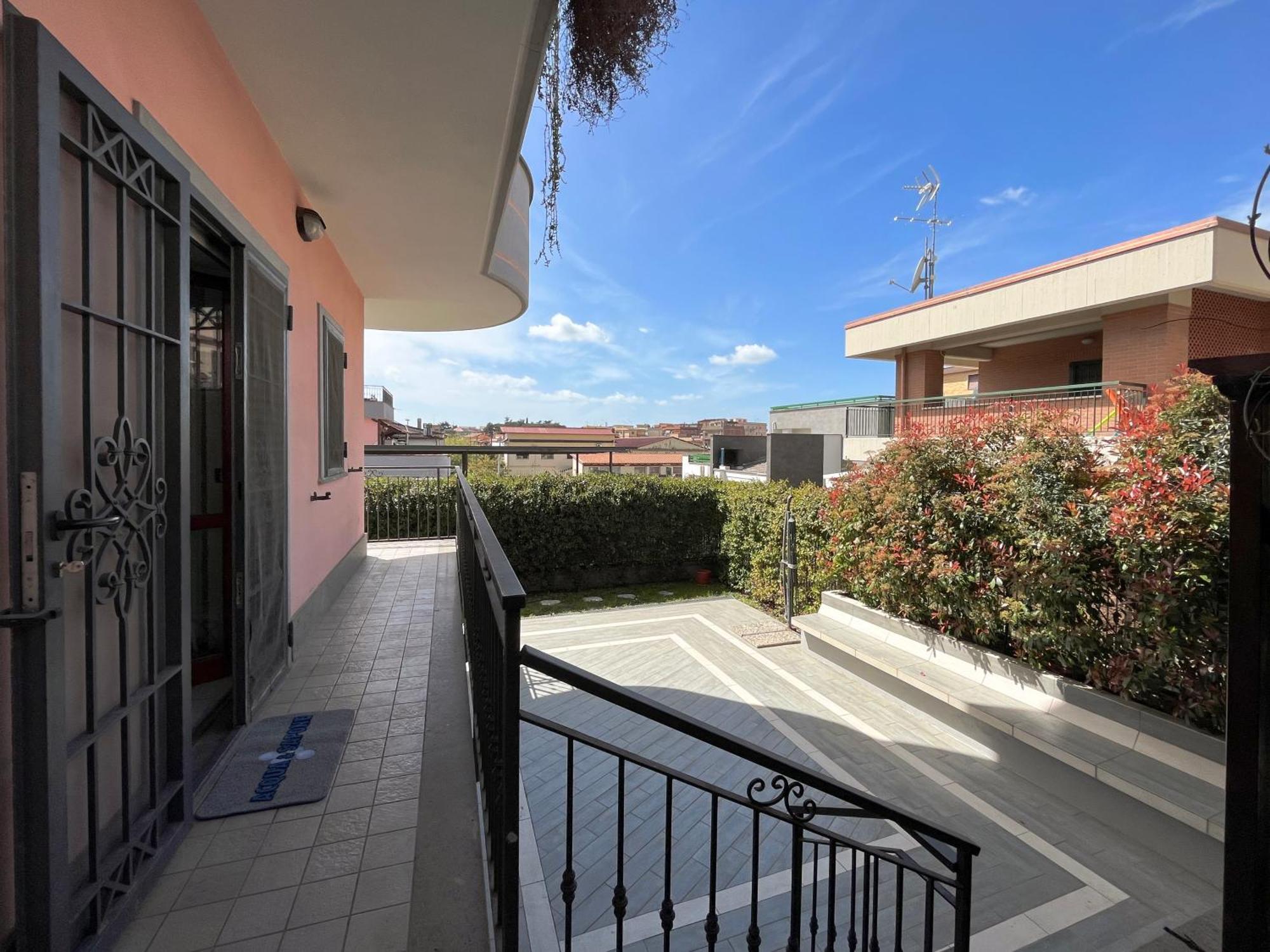 Oasi Holiday Anagnina Roma Exterior foto